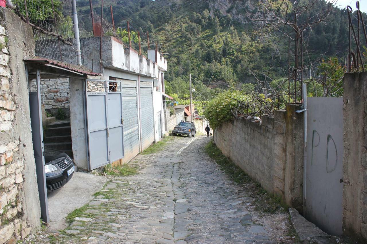 Guest House Noah&Kristel Berat Dış mekan fotoğraf